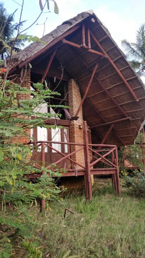 Simbamwenni Lodge And Camping Morogoro Ngoại thất bức ảnh